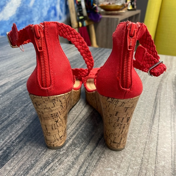 Mossimo Wedges - Picture 9 of 13